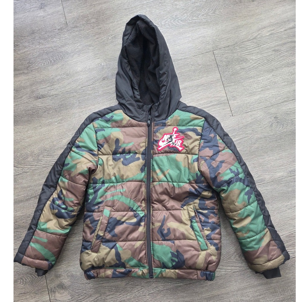 Jordan Camo Puffer Jacket Kids Size S 8-10Y Green Black Hooded Quilted 7917-X34